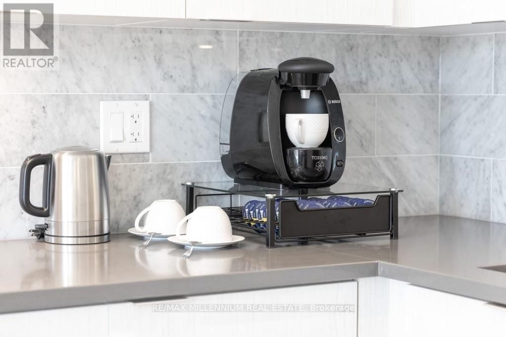 512 - 38 IANNUZZI STREET Image 17