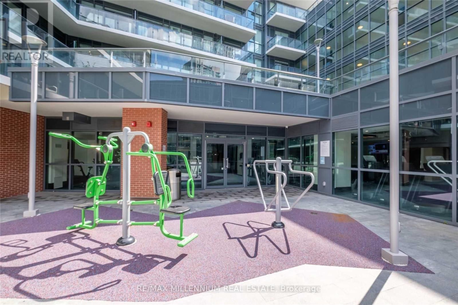 512 - 38 IANNUZZI STREET Image 23