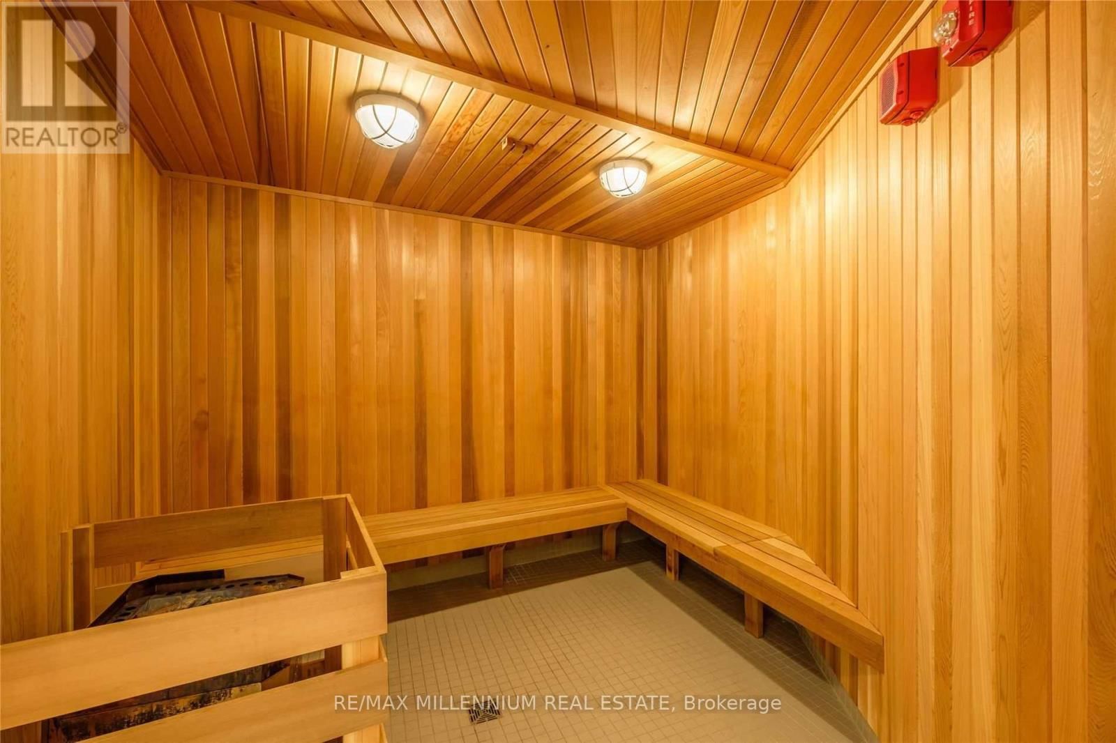 512 - 38 IANNUZZI STREET Image 31