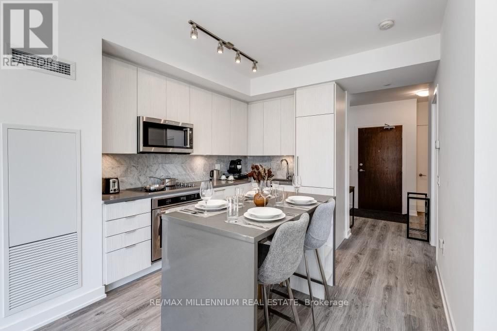 512 - 38 IANNUZZI STREET Image 5