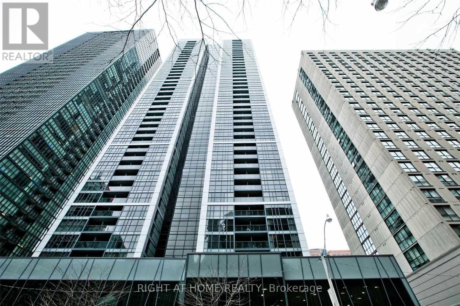 4101 - 28 TED ROGERS WAY Image 1