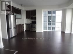 4101 - 28 TED ROGERS WAY Image 3