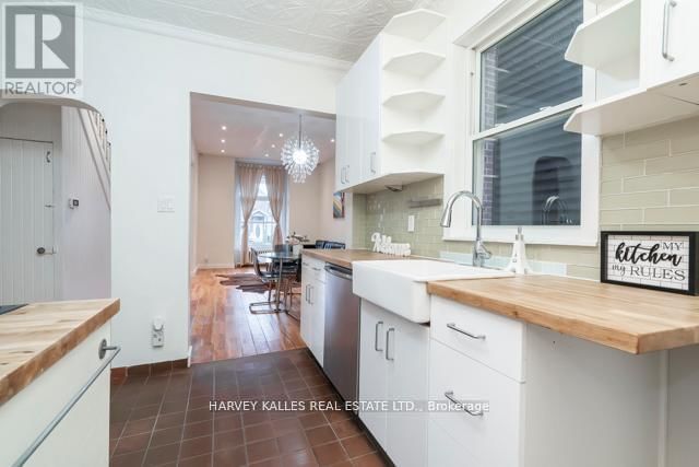 178 MANNING AVENUE Image 10