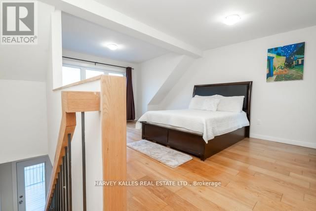 178 MANNING AVENUE Image 30