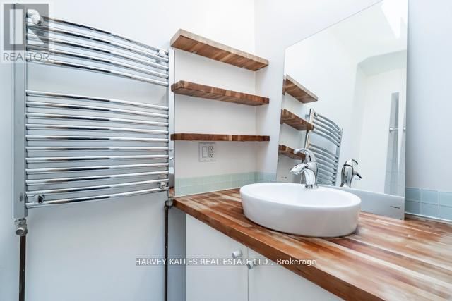 178 MANNING AVENUE Image 35