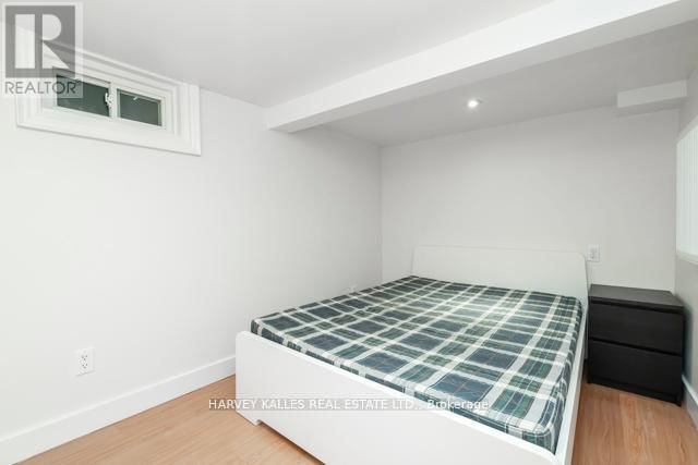 178 MANNING AVENUE Image 37