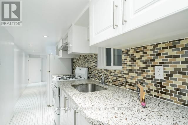 178 MANNING AVENUE Image 39