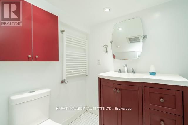 178 MANNING AVENUE Image 40