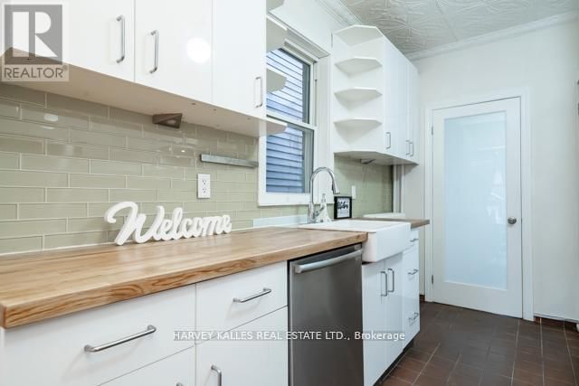 178 MANNING AVENUE Image 8