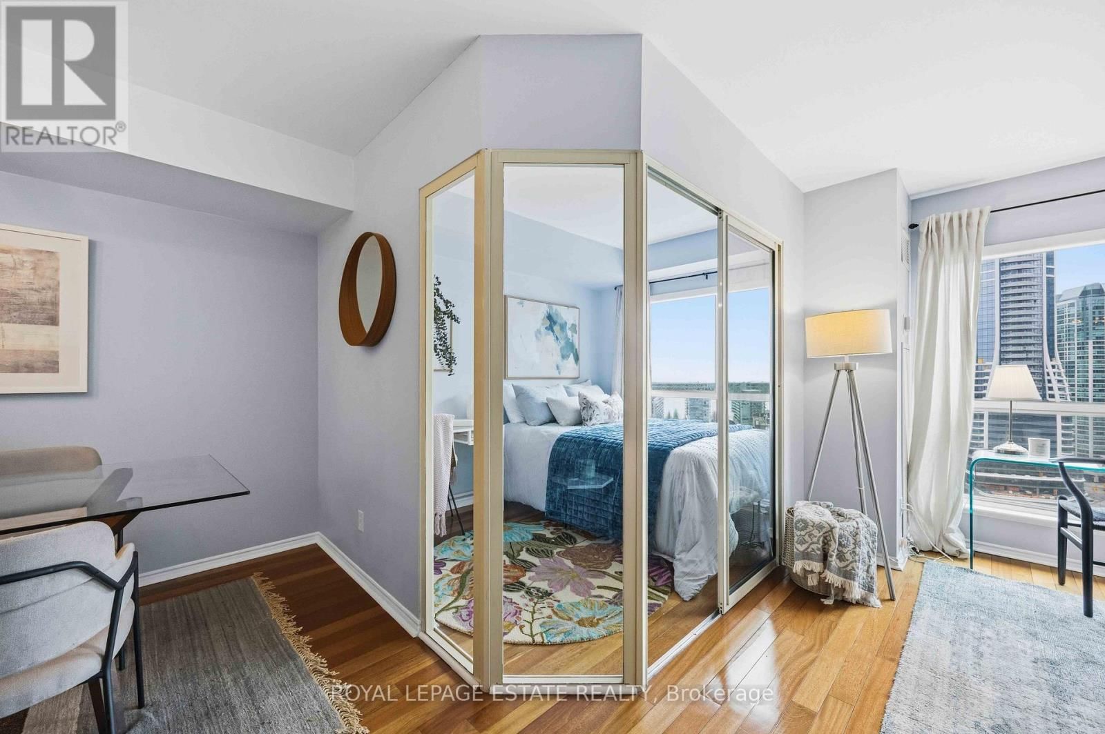 2118 - 25 THE ESPLANADE Image 27