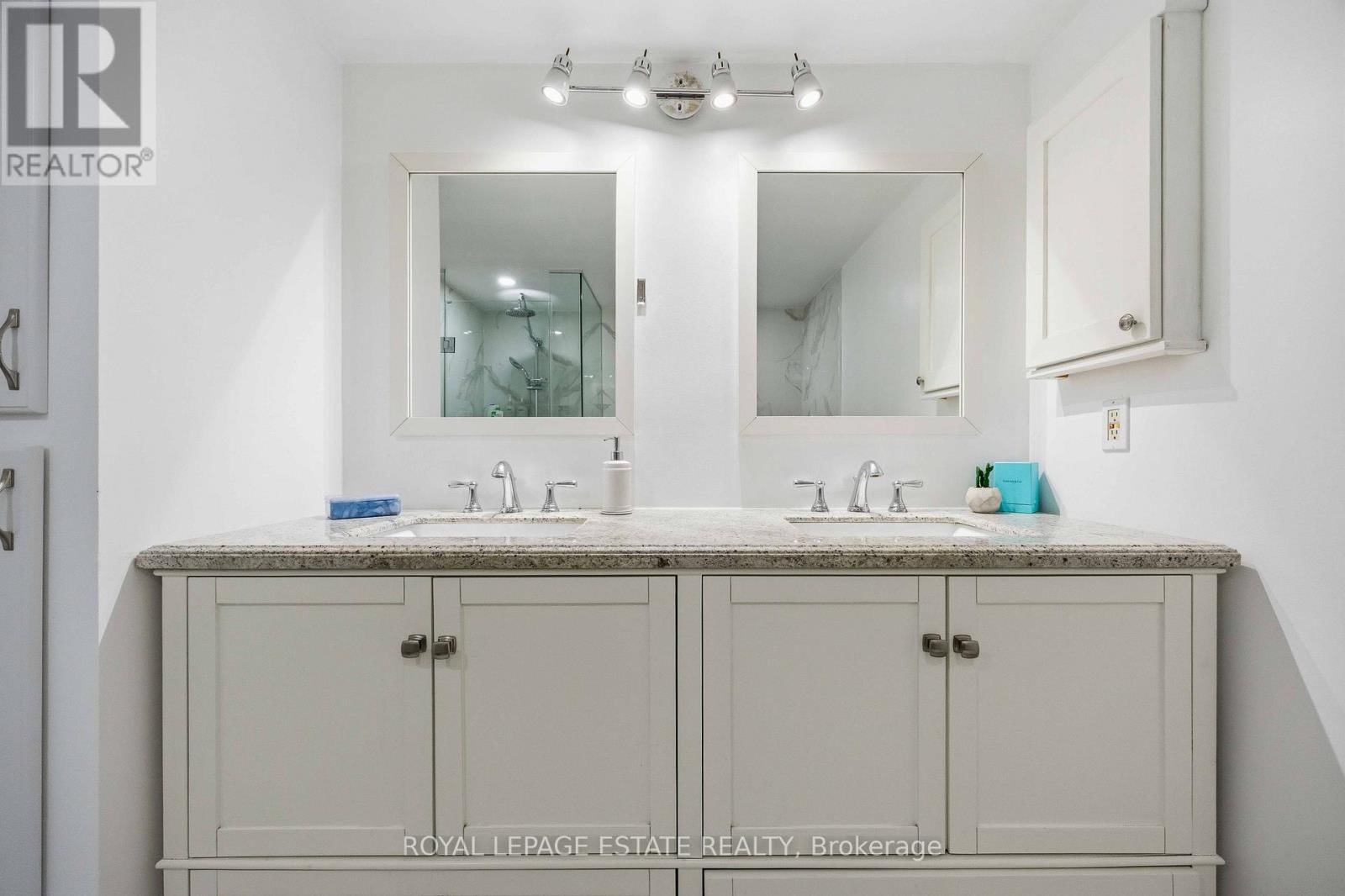 2118 - 25 THE ESPLANADE Image 31