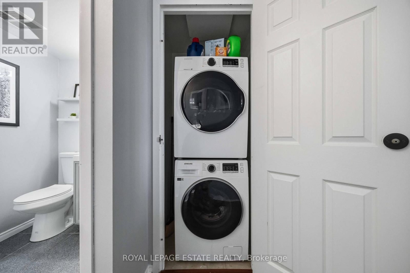 2118 - 25 THE ESPLANADE Image 35