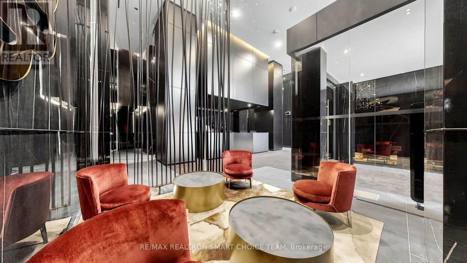 11 YORKVILLE AVENUE Image 5