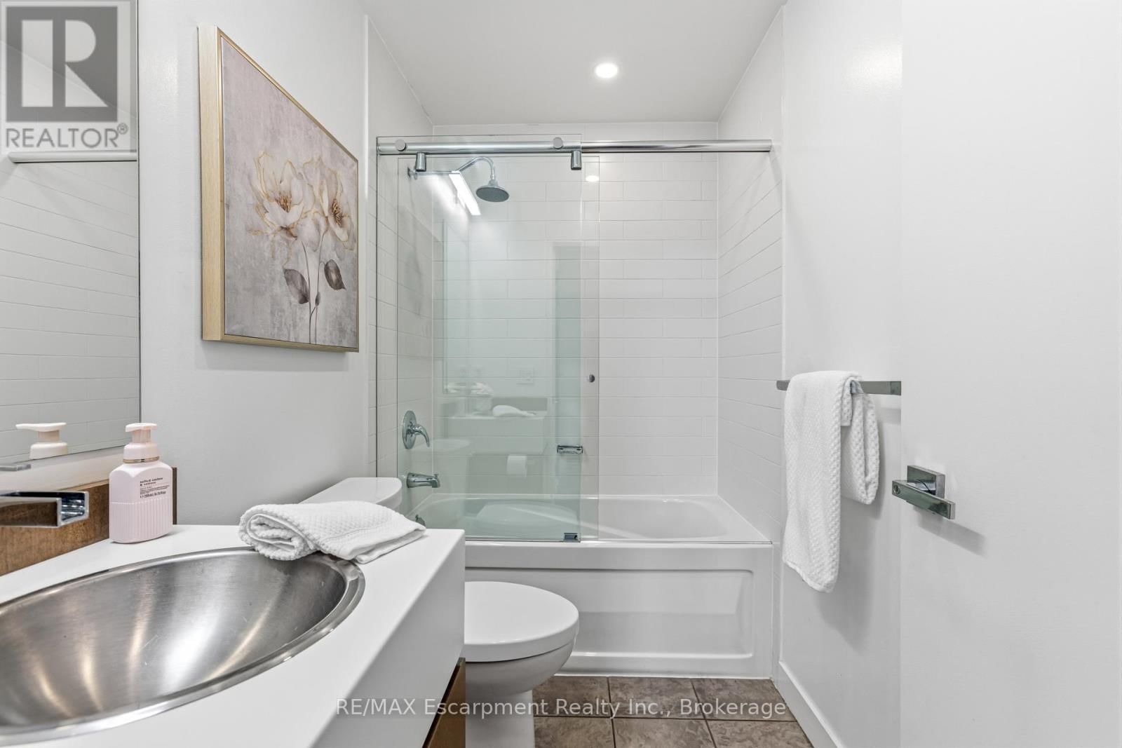 303 - 9 SPADINA AVENUE Image 19