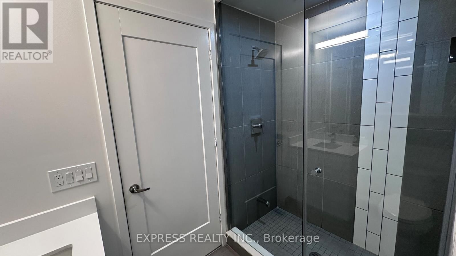 1648 - 121 LOWER SHERBOURNE STREET Image 10