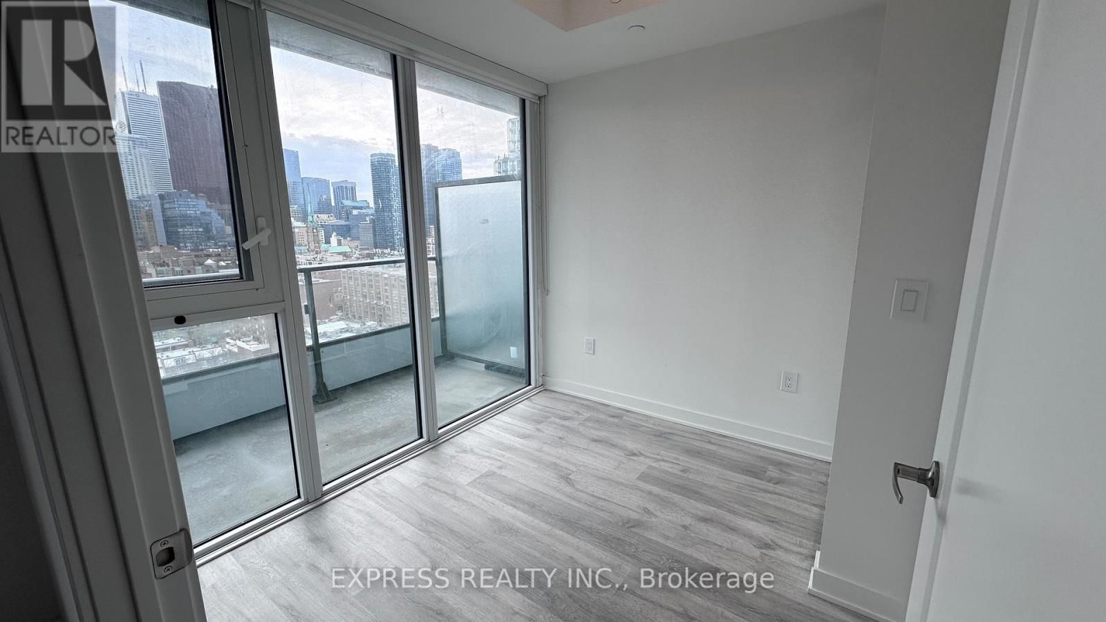 1648 - 121 LOWER SHERBOURNE STREET Image 12