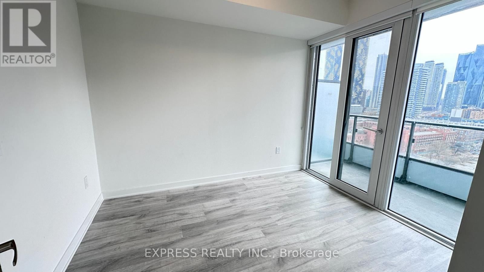 1648 - 121 LOWER SHERBOURNE STREET Image 13