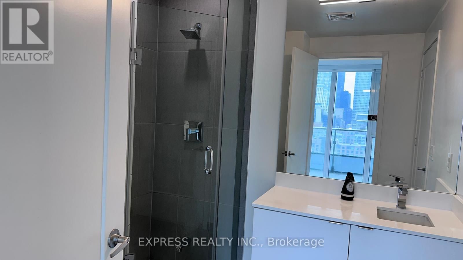 1648 - 121 LOWER SHERBOURNE STREET Image 18