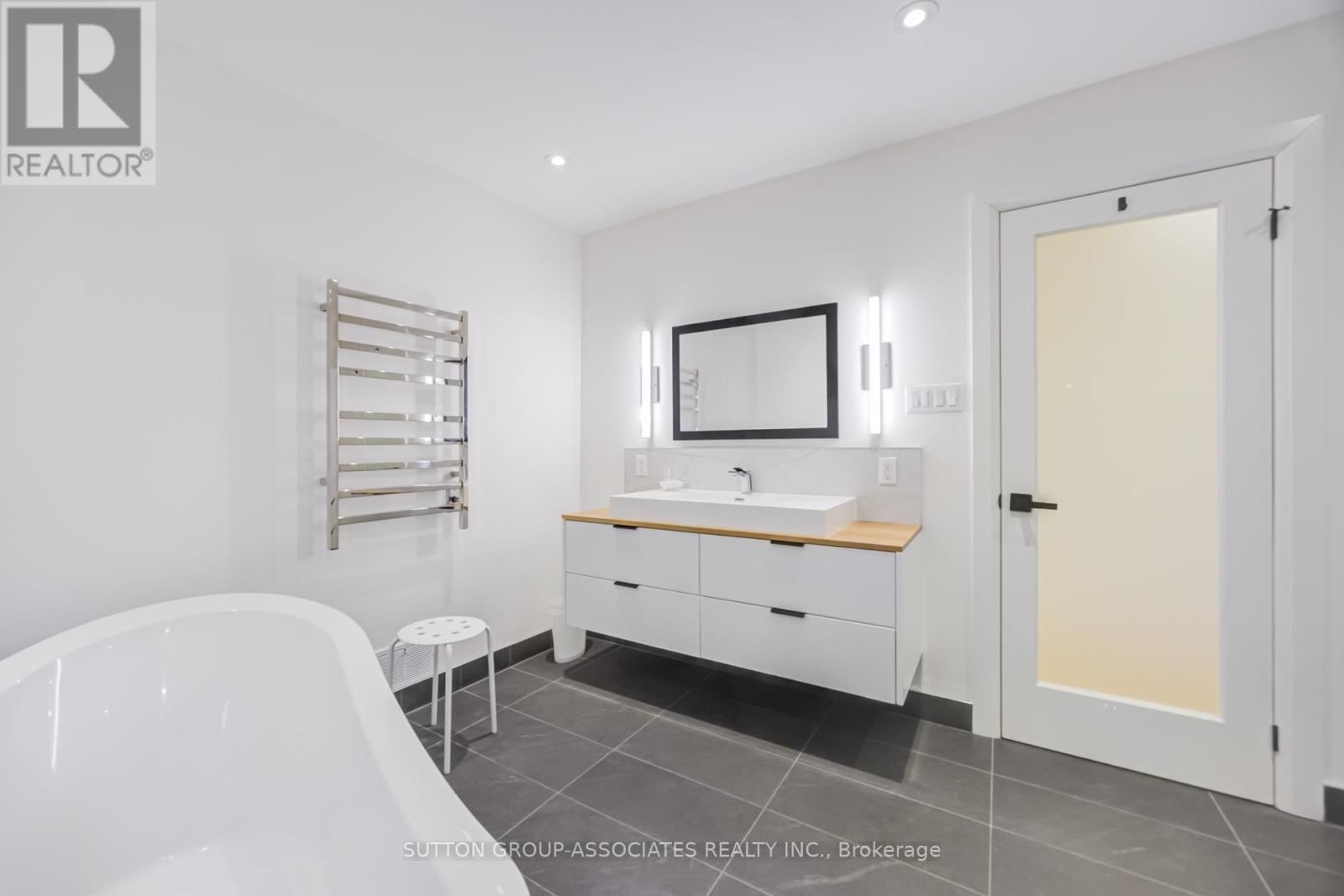 upper - 422 RUSHTON ROAD Image 34