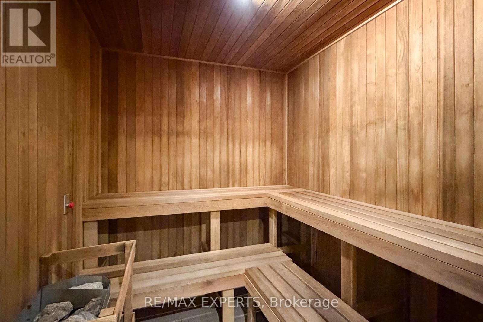 2905 - 8 YORK STREET Image 31