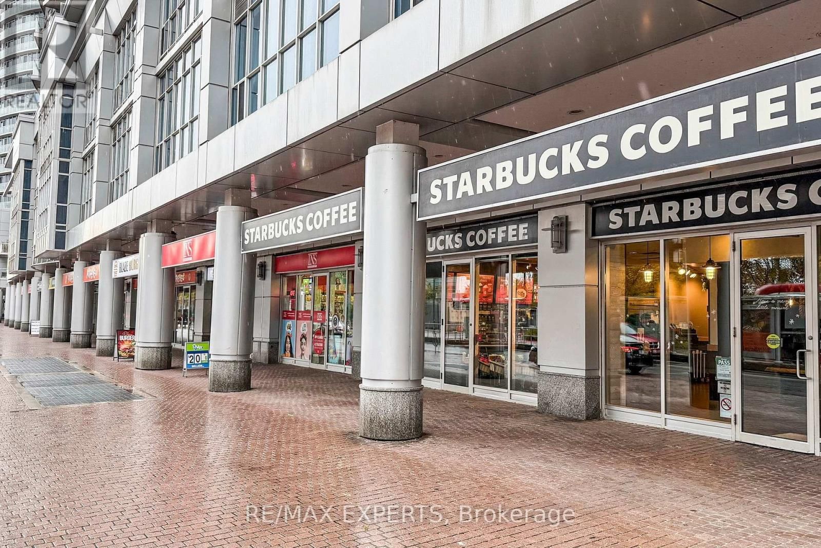 2905 - 8 YORK STREET Image 36