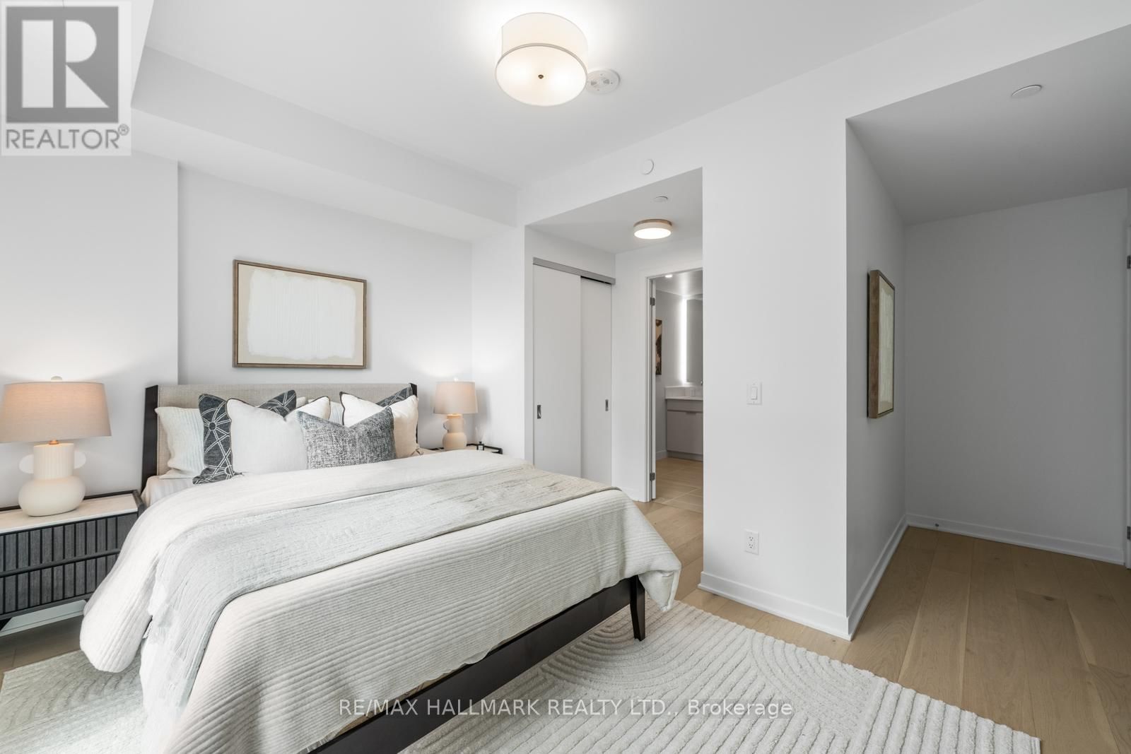 907 - 185 ALBERTA AVENUE Image 19