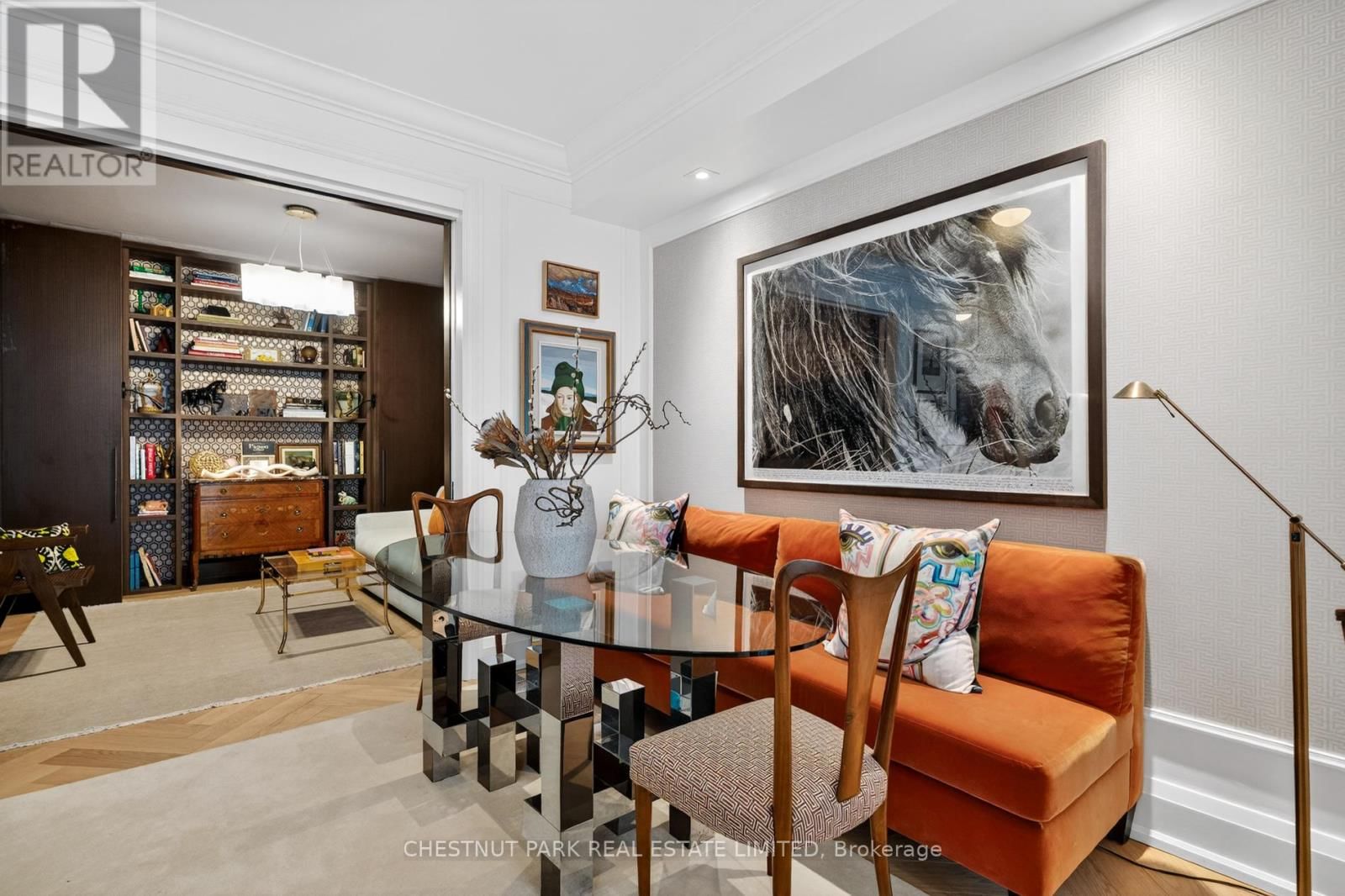 301 - 20 SCRIVENER SQUARE Image 19