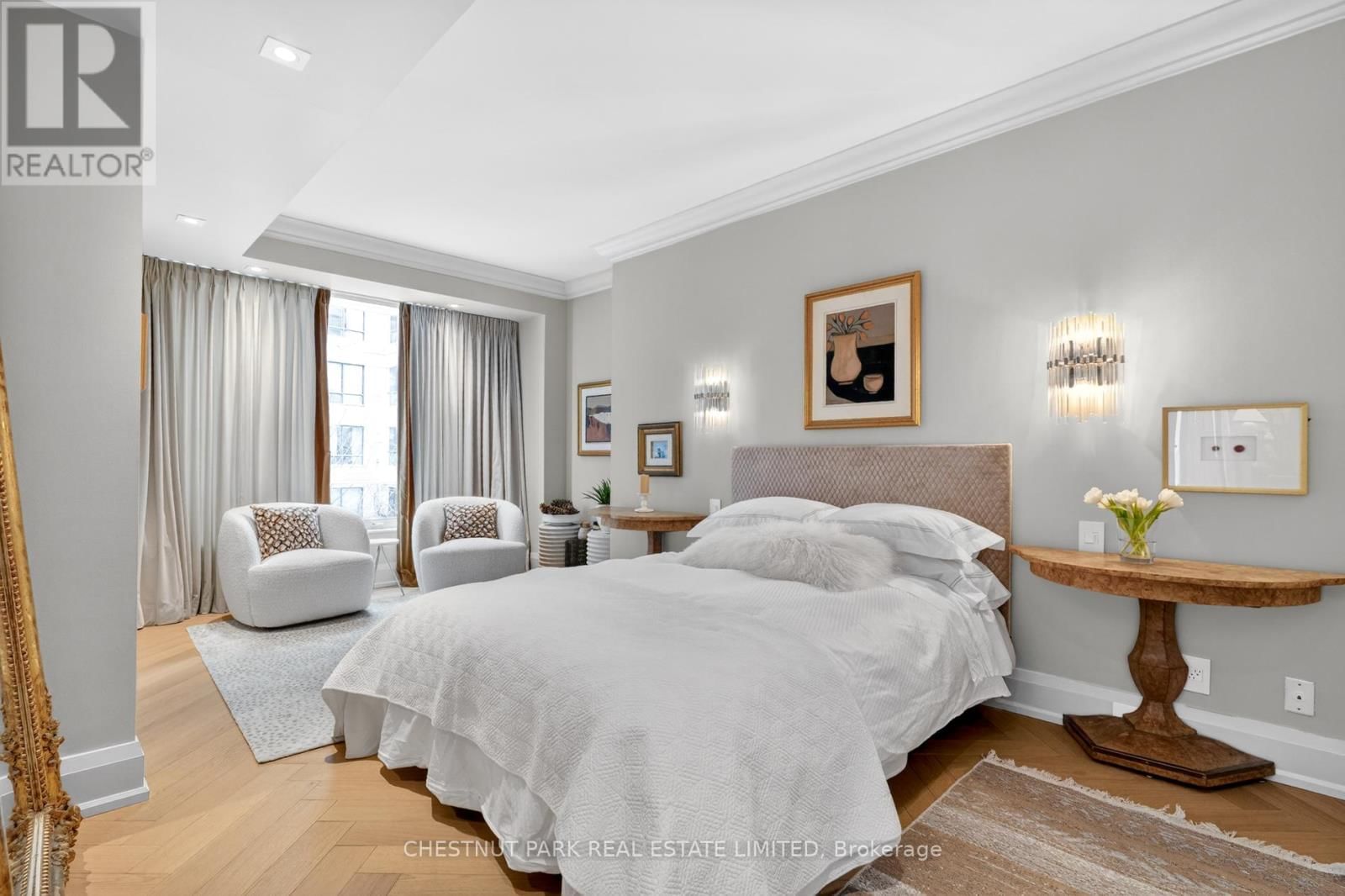 301 - 20 SCRIVENER SQUARE Image 25