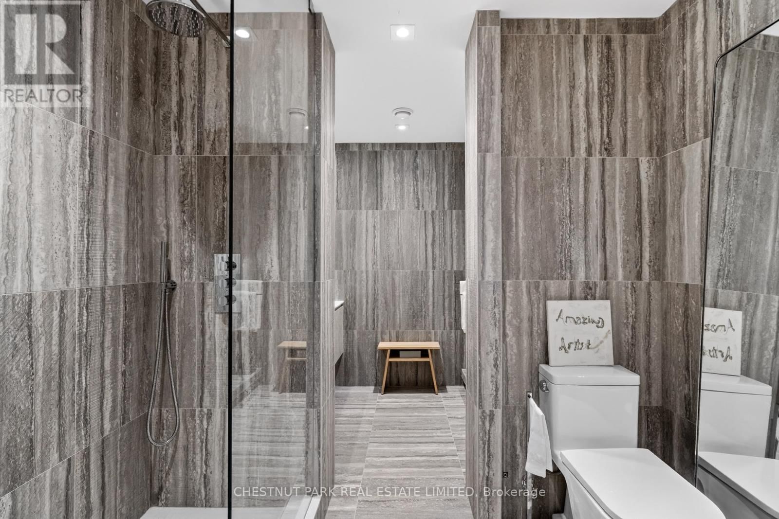 301 - 20 SCRIVENER SQUARE Image 31