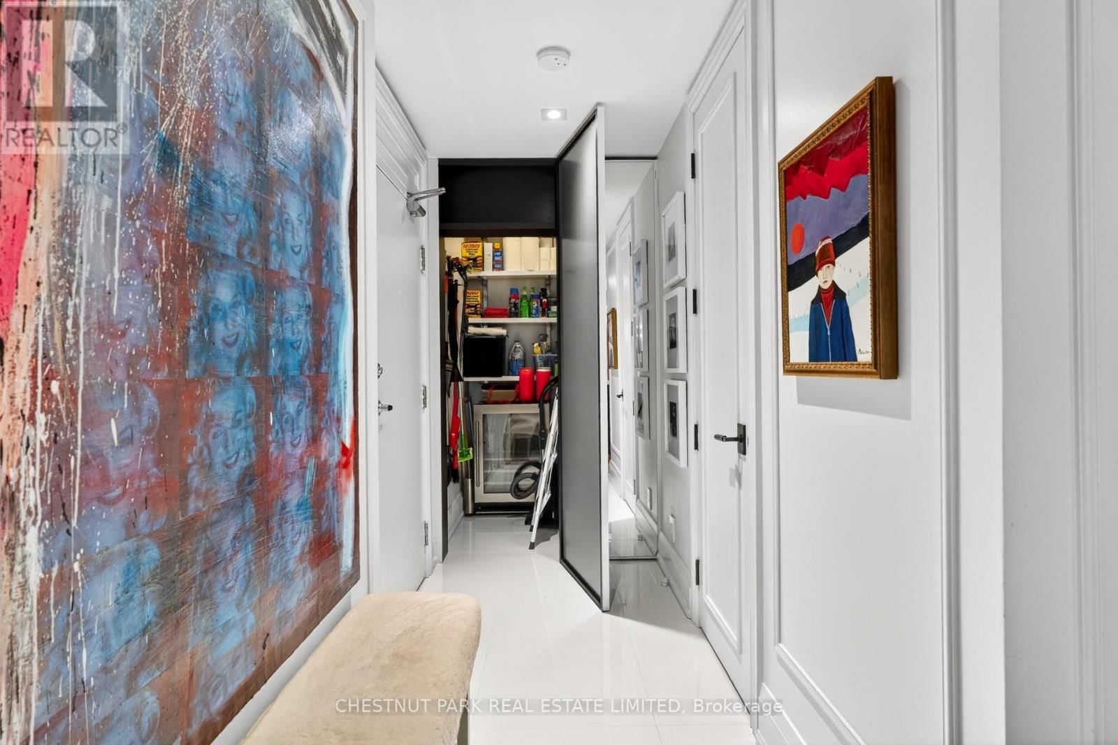 301 - 20 SCRIVENER SQUARE Image 39