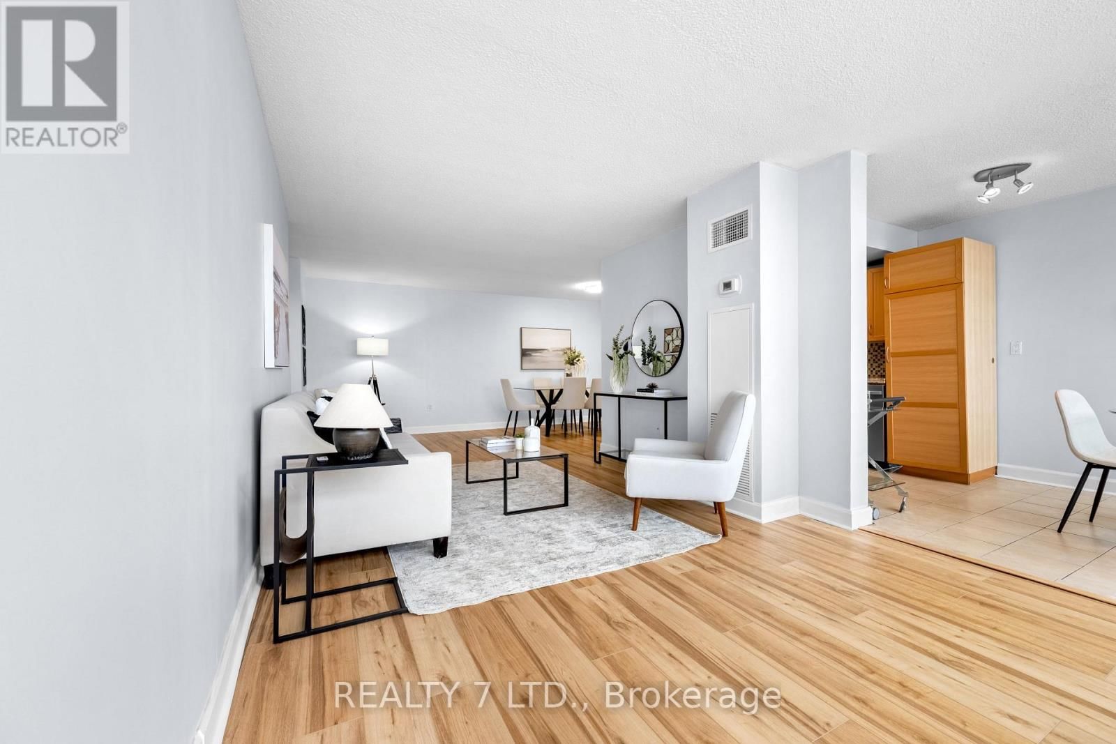 708 - 100 ANTIBES DRIVE Image 14