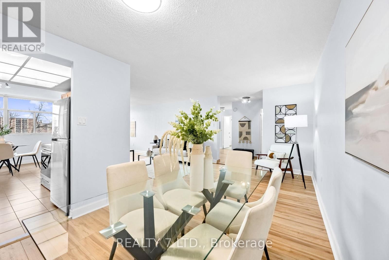 708 - 100 ANTIBES DRIVE Image 25