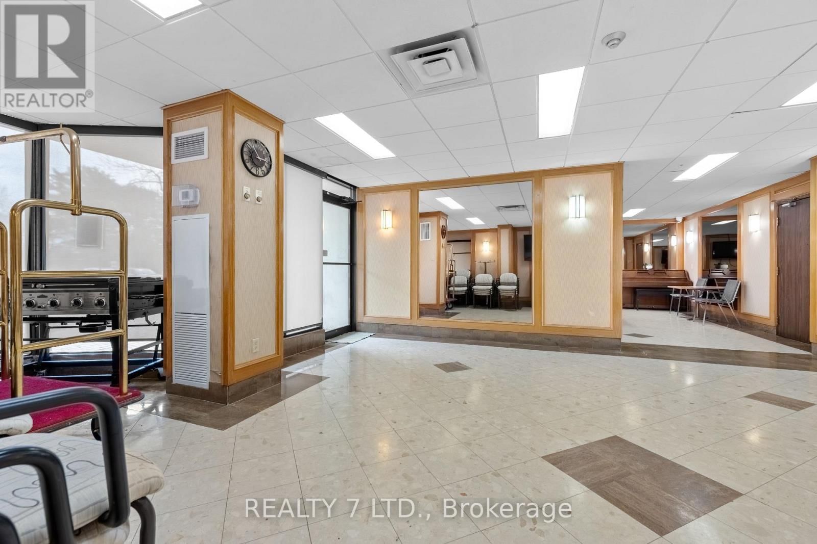 708 - 100 ANTIBES DRIVE Image 42