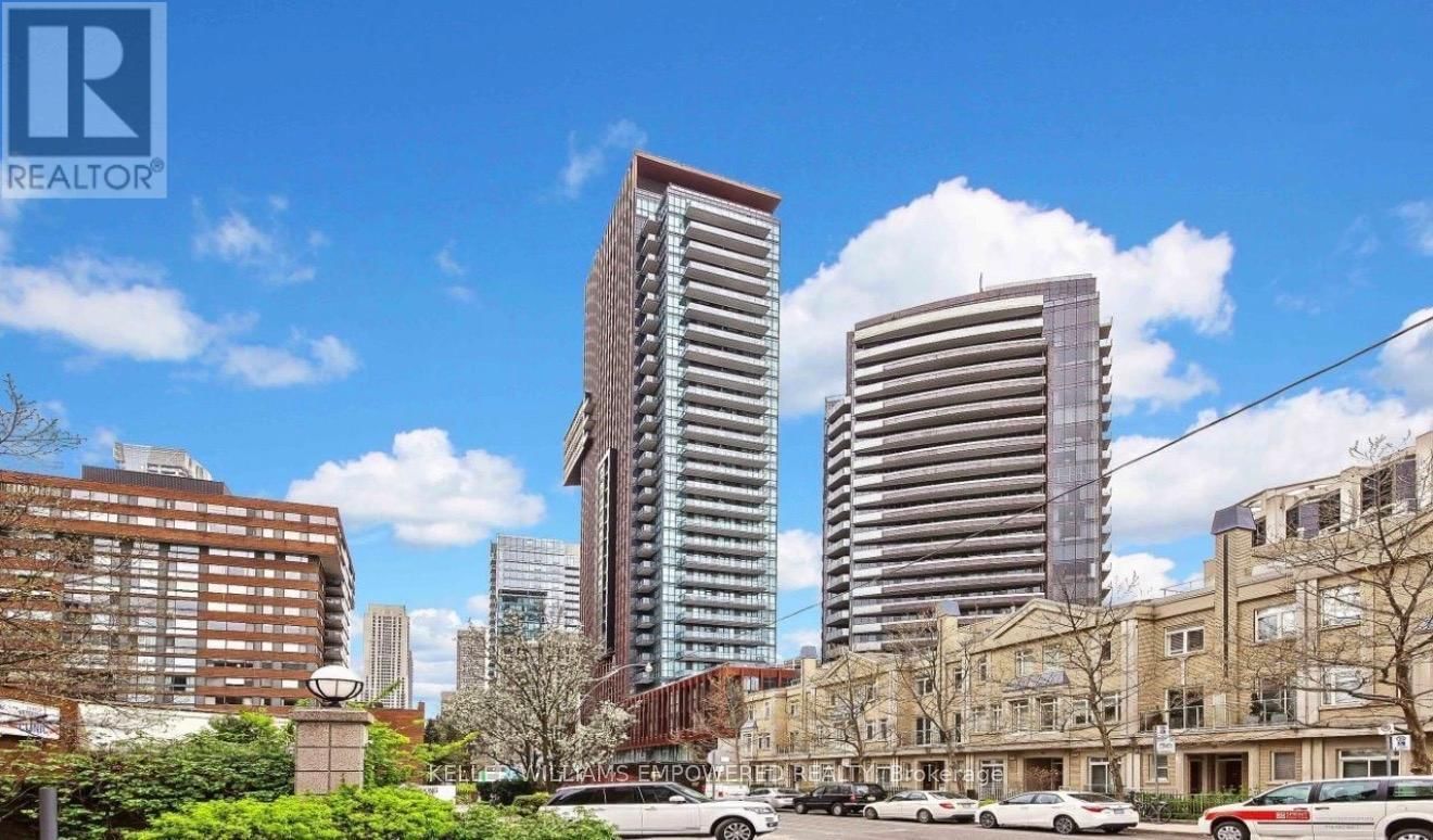 705 - 32 DAVENPORT ROAD EAST Image 1