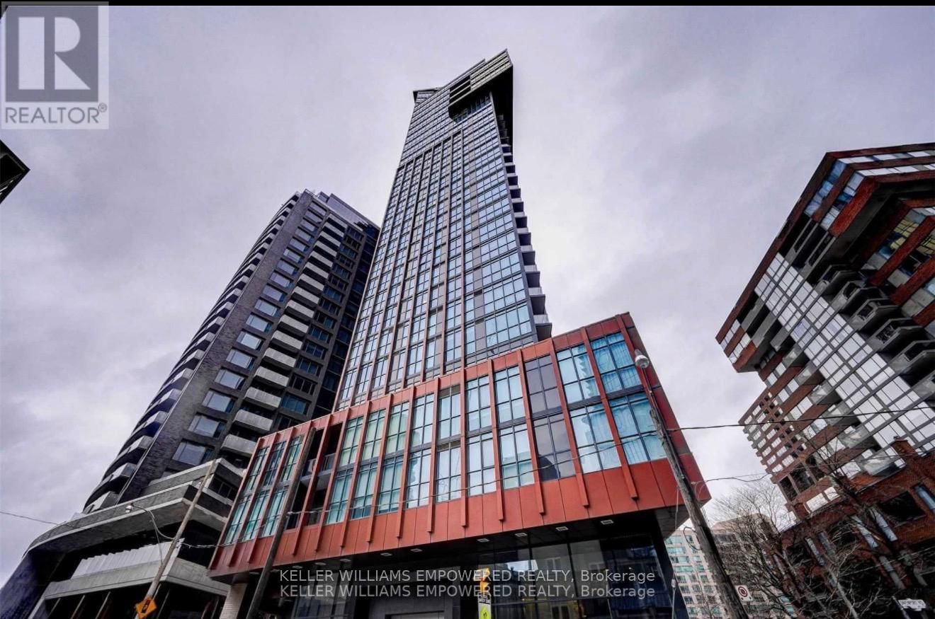 705 - 32 DAVENPORT ROAD EAST Image 3