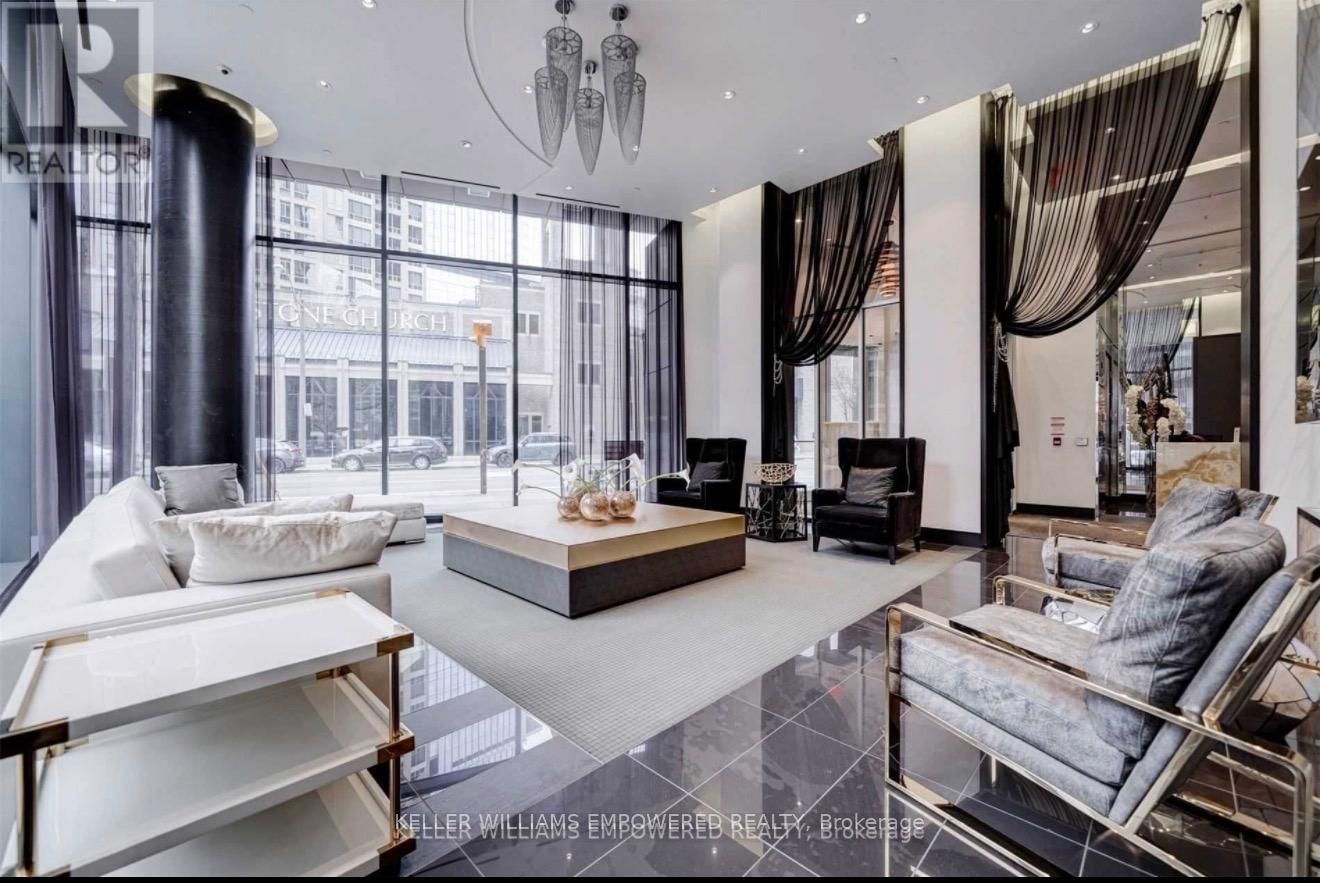 705 - 32 DAVENPORT ROAD EAST Image 5