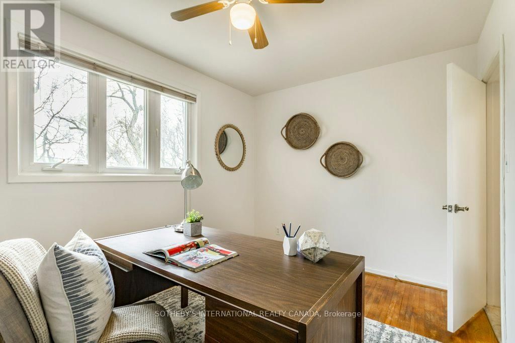 21 SUMMERSIDE CRESCENT Image 18