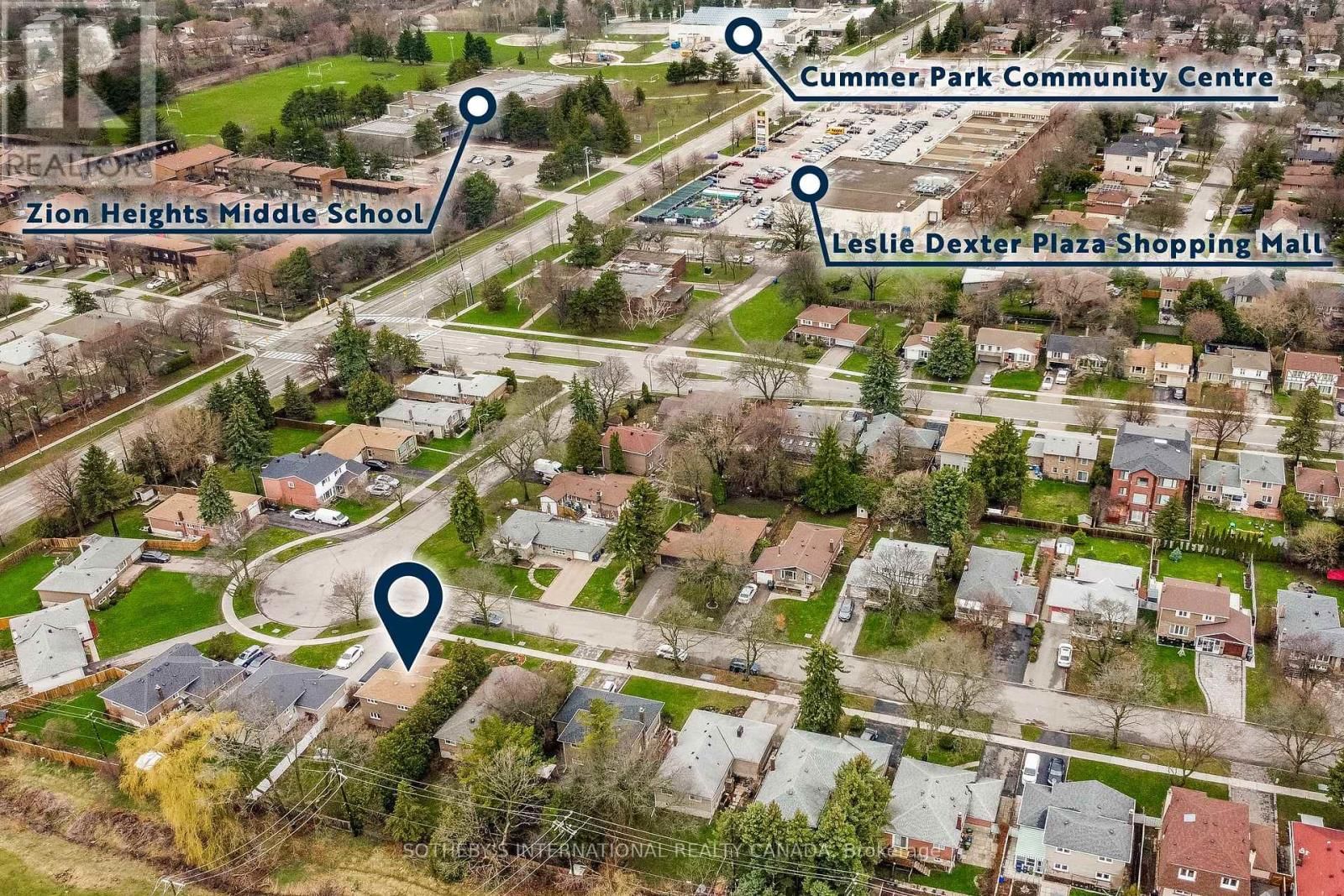 21 SUMMERSIDE CRESCENT Image 37