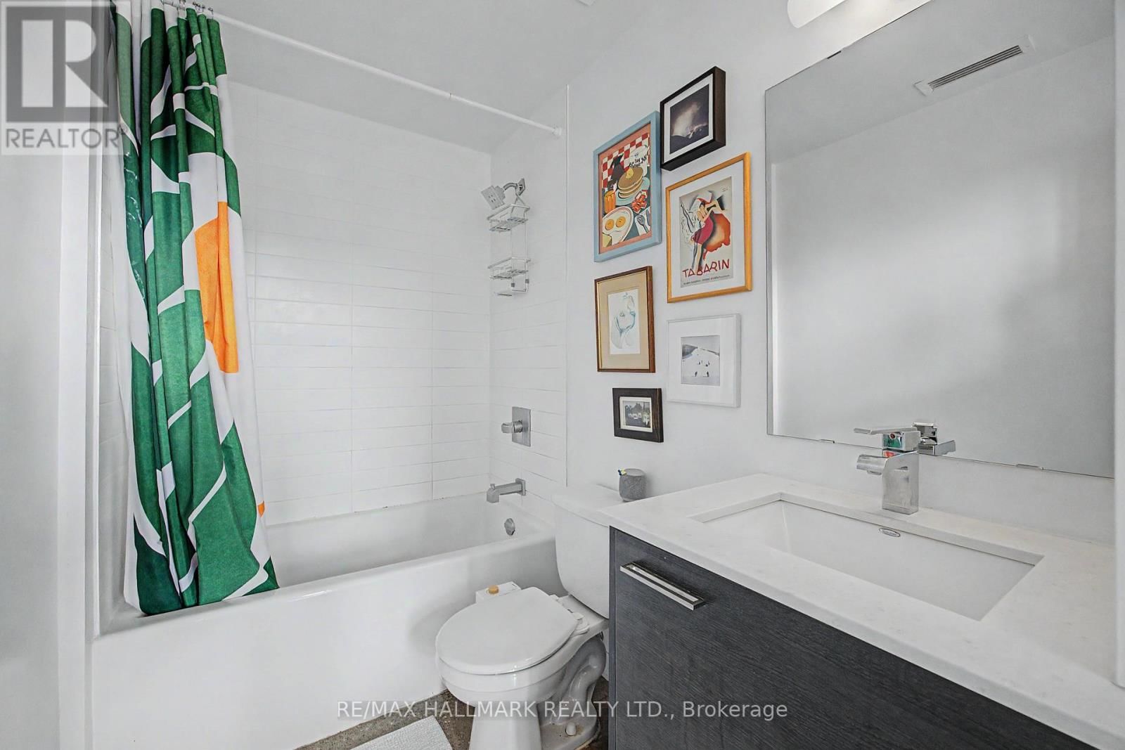 819 - 510 KING STREET EAST Image 12