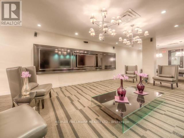 819 - 510 KING STREET EAST Image 20