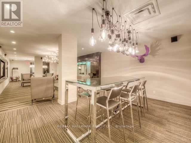 819 - 510 KING STREET EAST Image 21