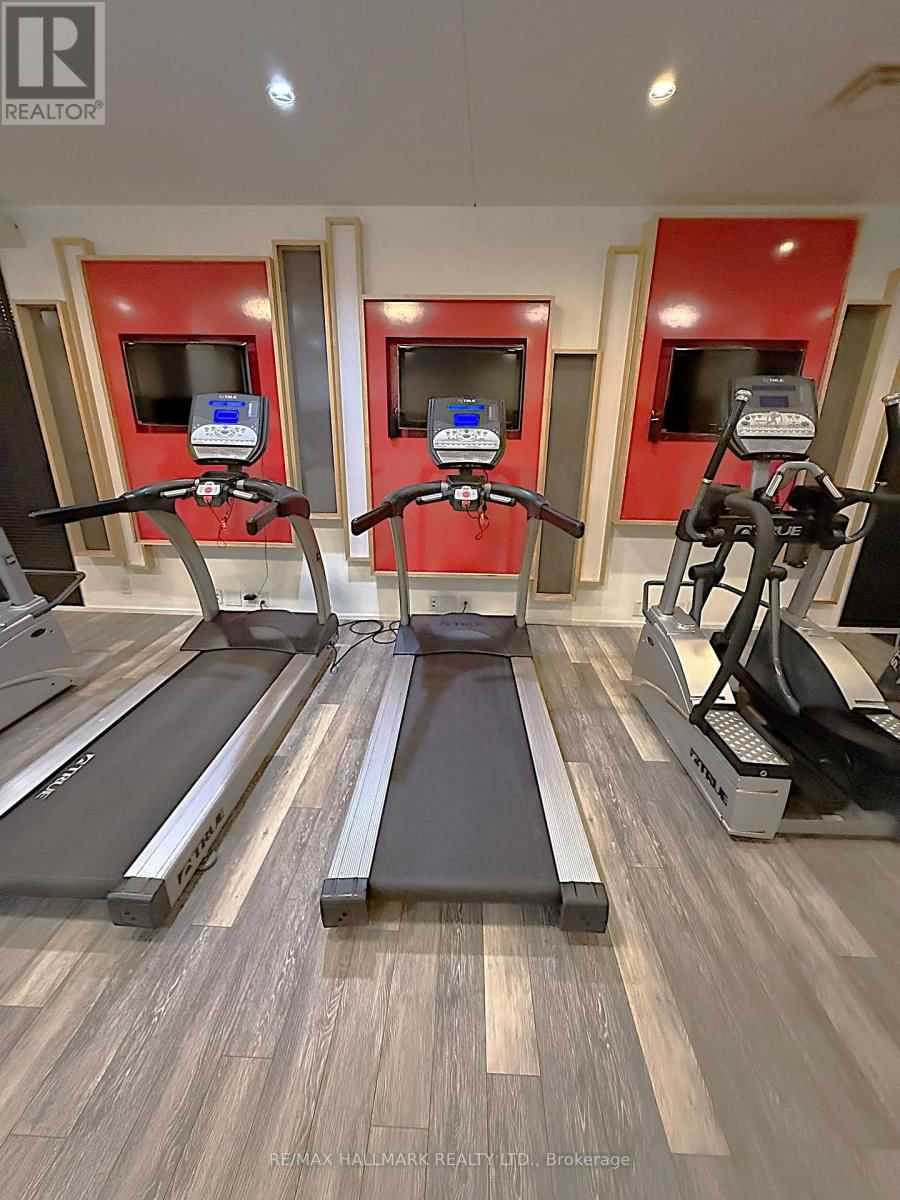 819 - 510 KING STREET EAST Image 23