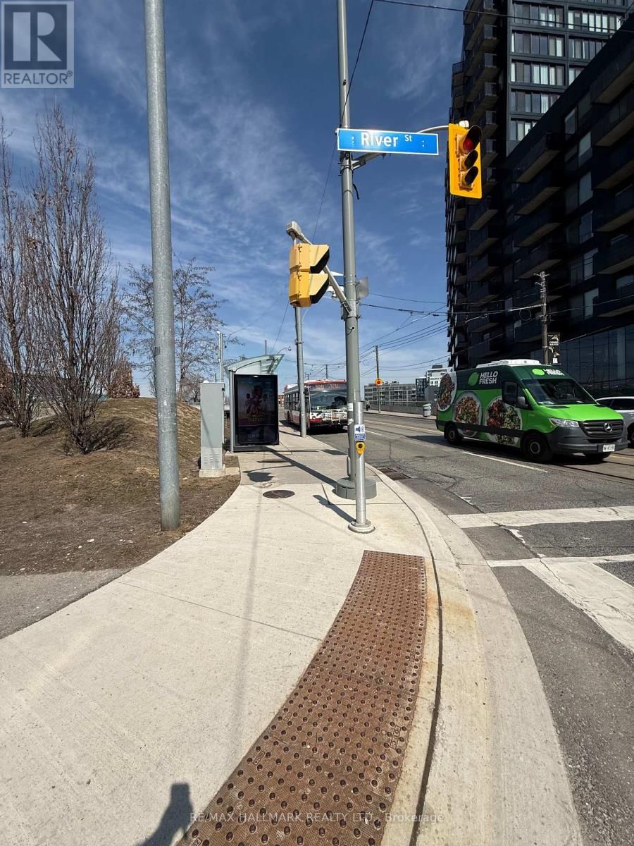 819 - 510 KING STREET EAST Image 28