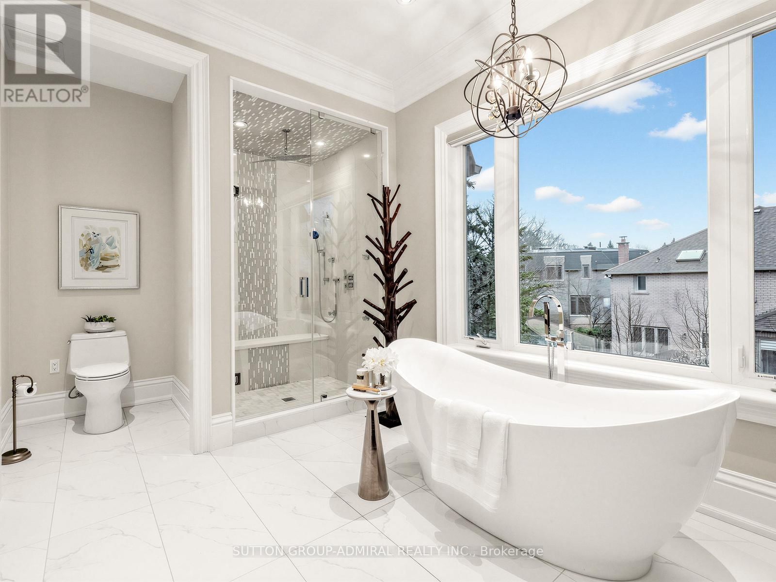 5 LLOYDMINSTER CRESCENT Image 26