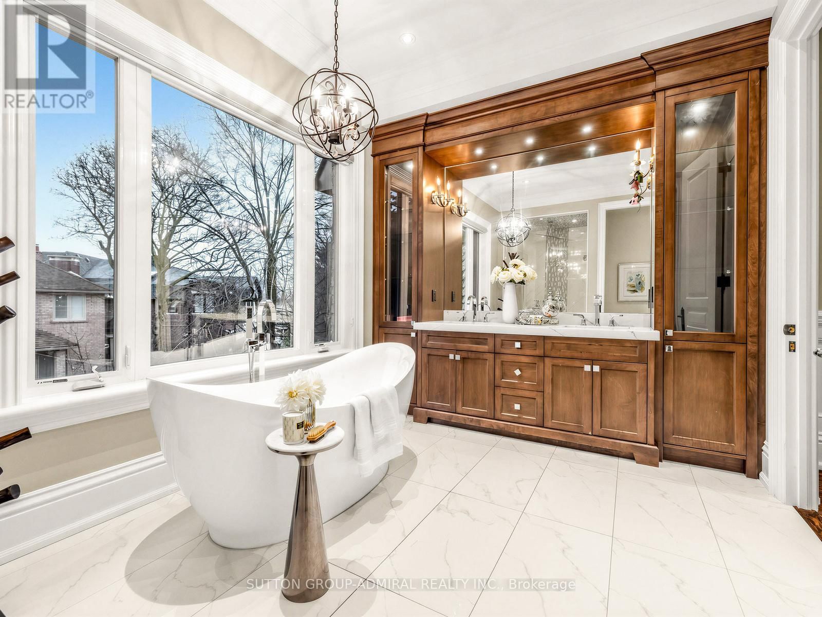 5 LLOYDMINSTER CRESCENT Image 27