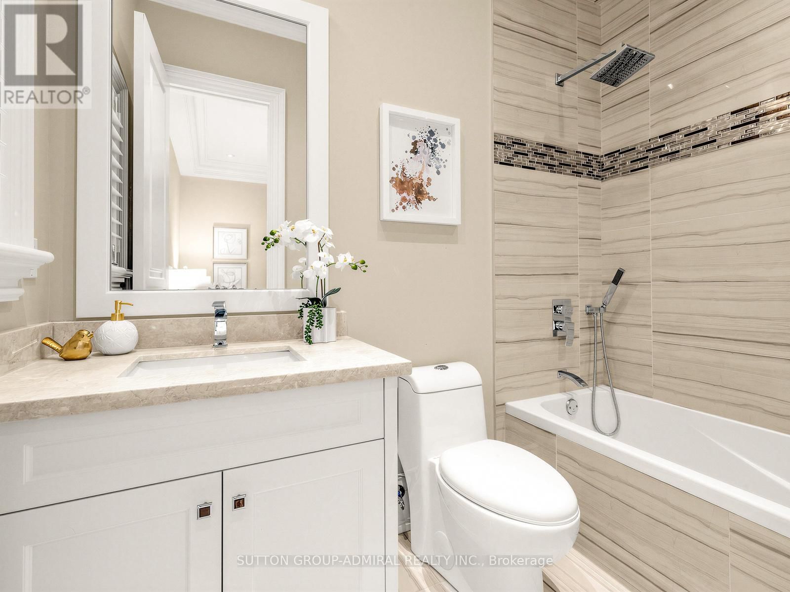 5 LLOYDMINSTER CRESCENT Image 36