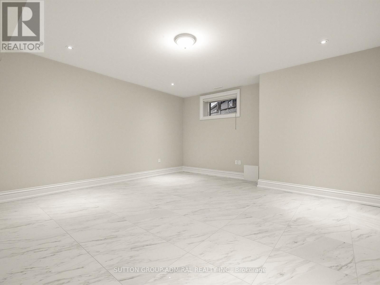 5 LLOYDMINSTER CRESCENT Image 43