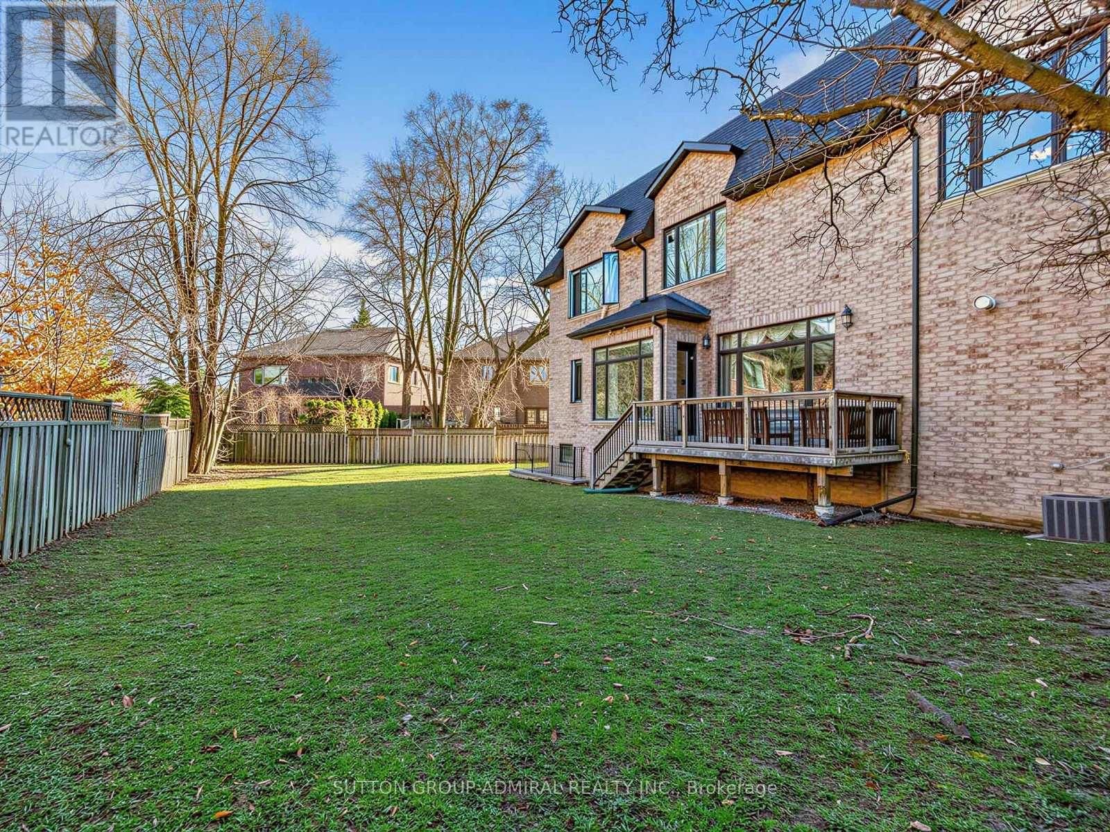 5 LLOYDMINSTER CRESCENT Image 48