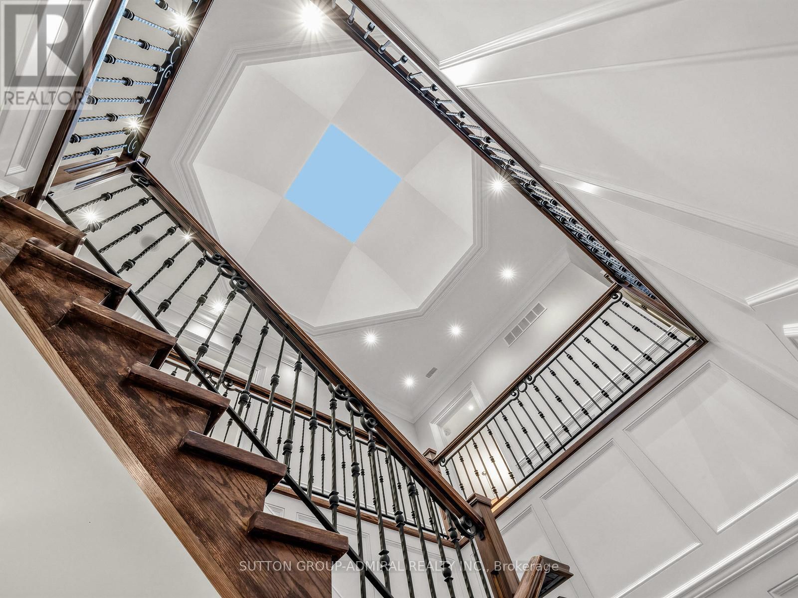 5 LLOYDMINSTER CRESCENT Image 6