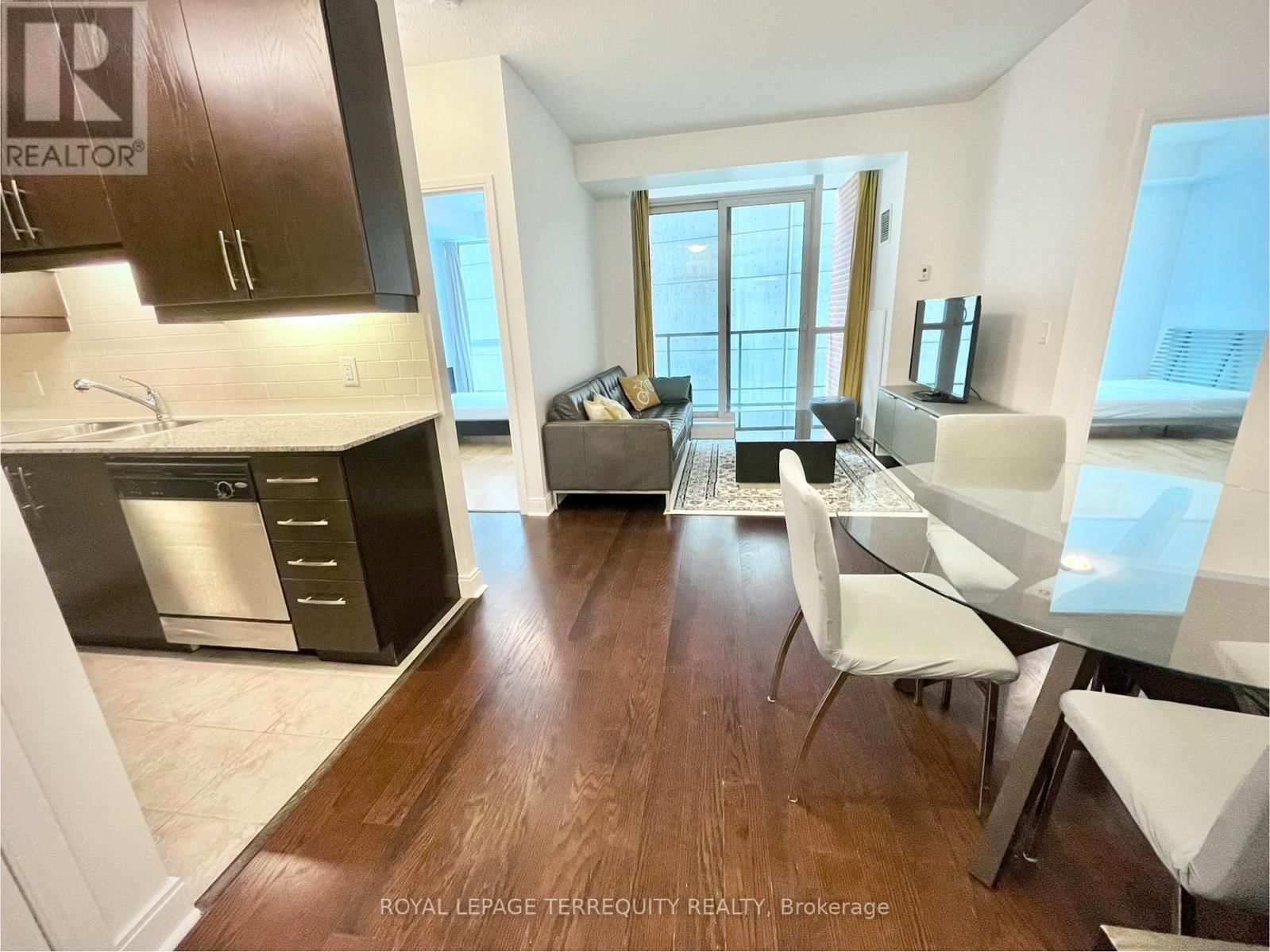 514 - 38 THE ESPLANADE Image 4